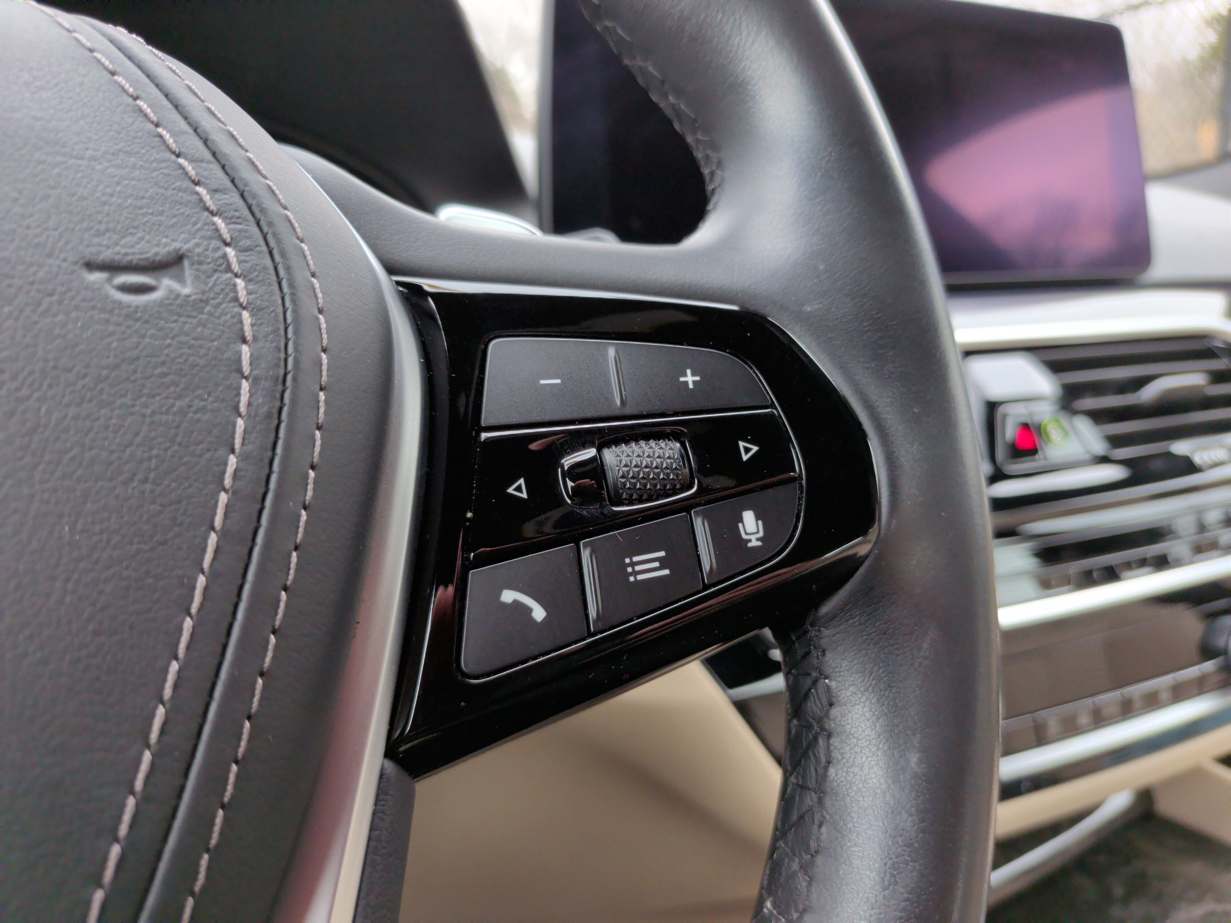 Used 2021 BMW 530i image 24