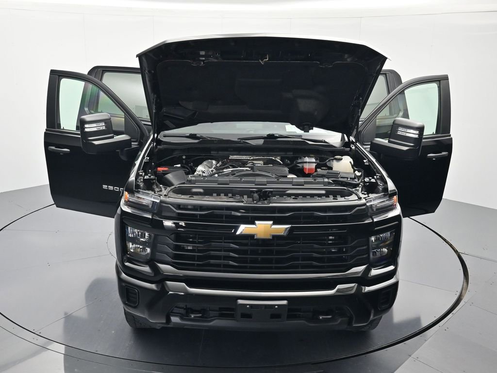 Used 2024 Chevrolet Silverado 2500 Custom w/ Custom Value Package AWD/4WD image 43