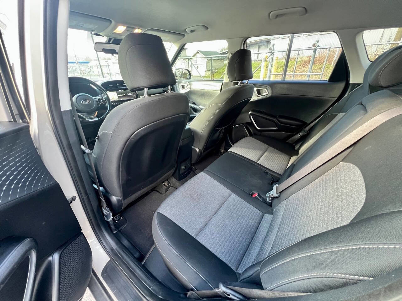Used 2020 Kia Soul EX FWD image 11