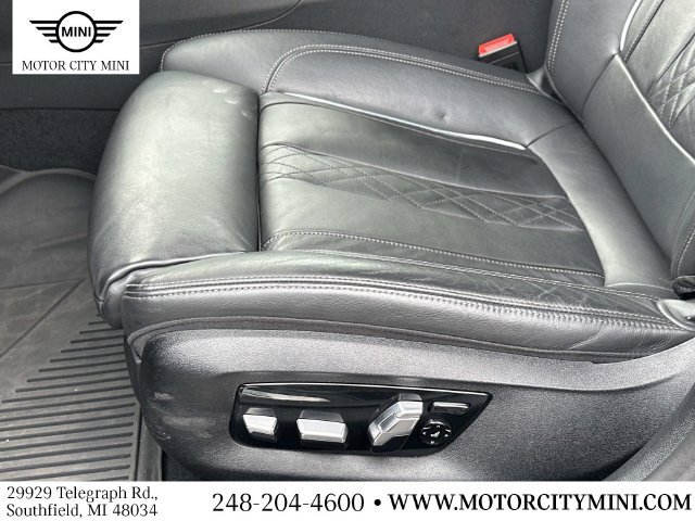 Used 2021 BMW M550i xDrive w/ Premium Package AWD/4WD image 20