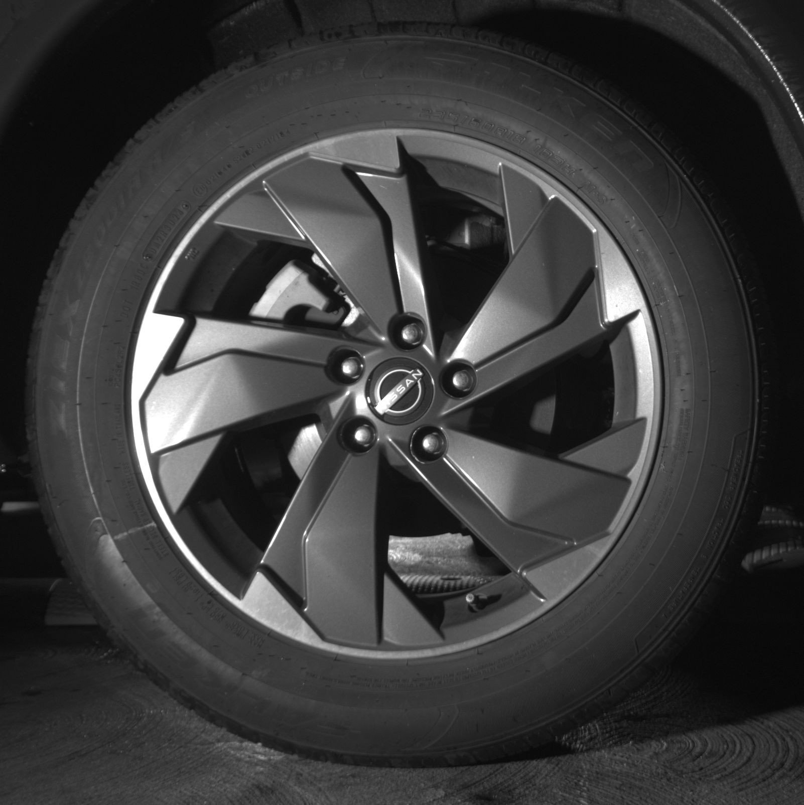 Used 2025 Nissan Rogue SV FWD image 15