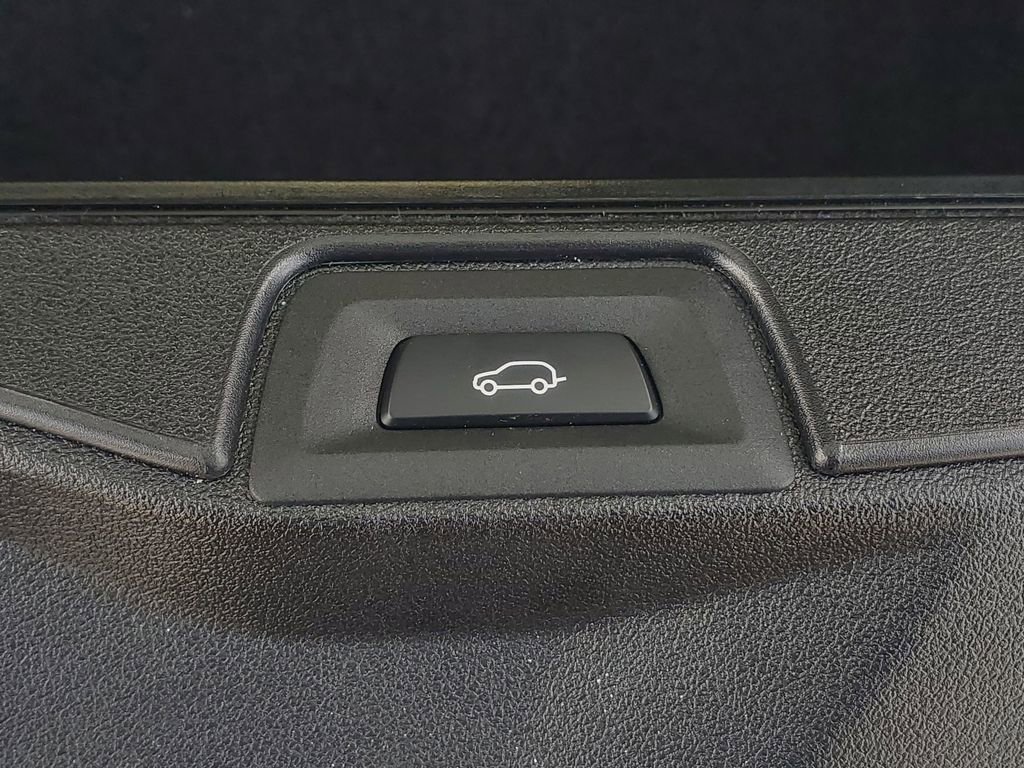 Used 2024 BMW X5 xDrive40i w/ Premium Package image 28