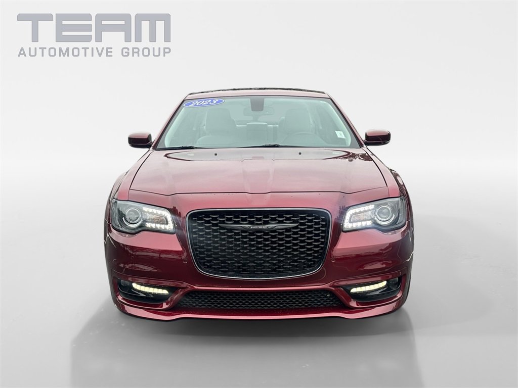 Used 2023 Chrysler 300 Touring L w/ Popular Equipment Group image 2