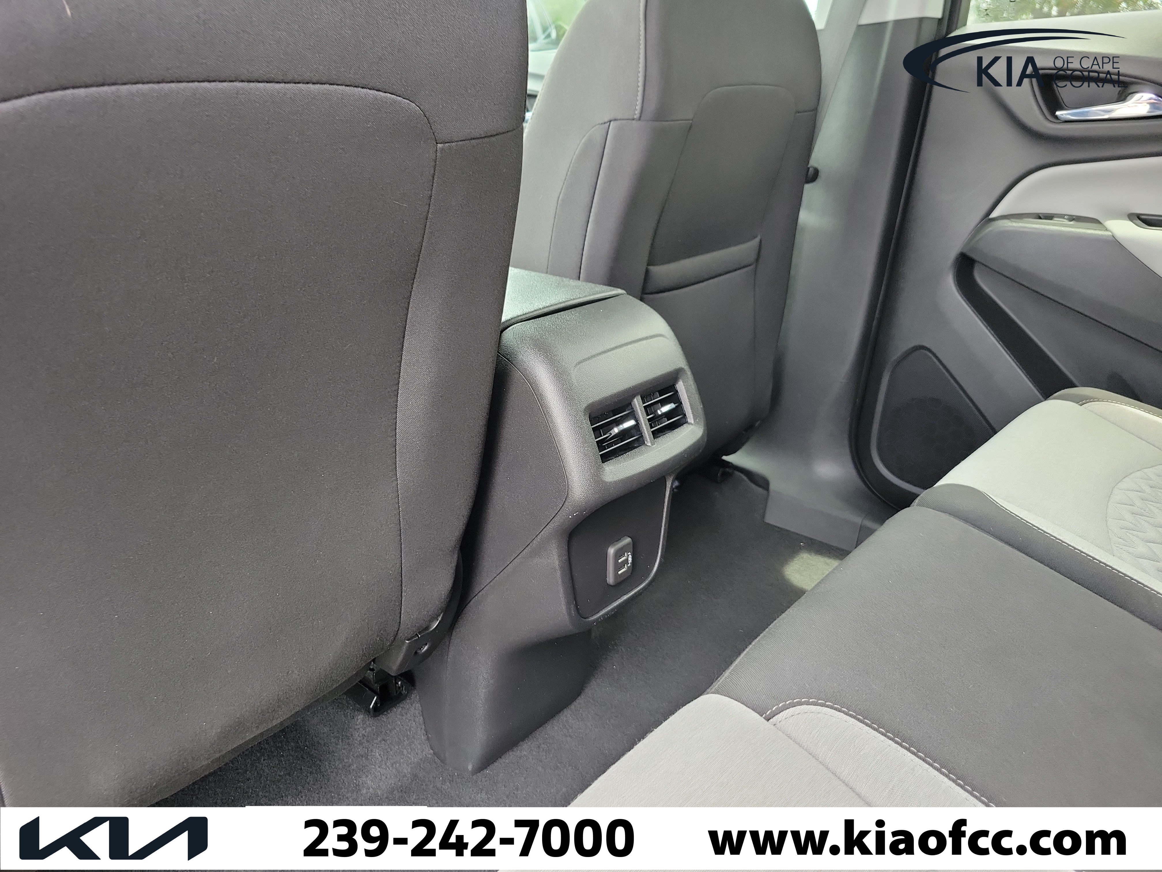 Used 2022 Chevrolet Equinox LS FWD image 13