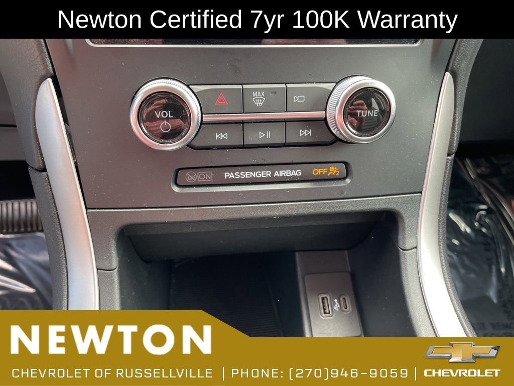 Used 2024 Ford Edge SEL AWD/4WD image 18