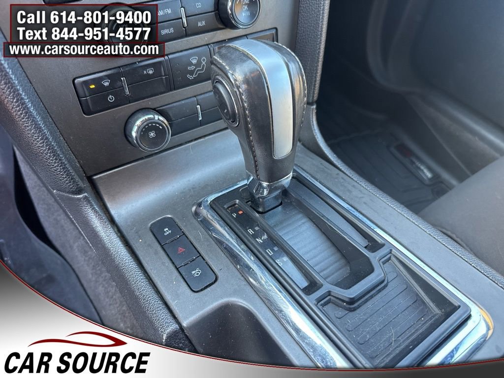 Used 2013 Ford Mustang Convertible image 9