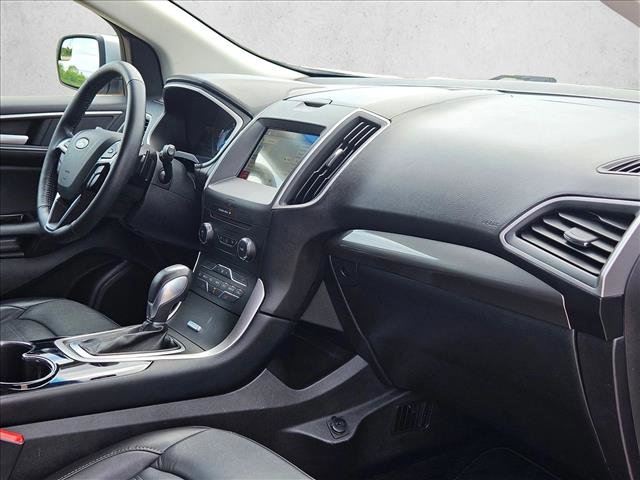 Used 2018 Ford Edge SEL w/ Equipment Group 201A FWD image 22