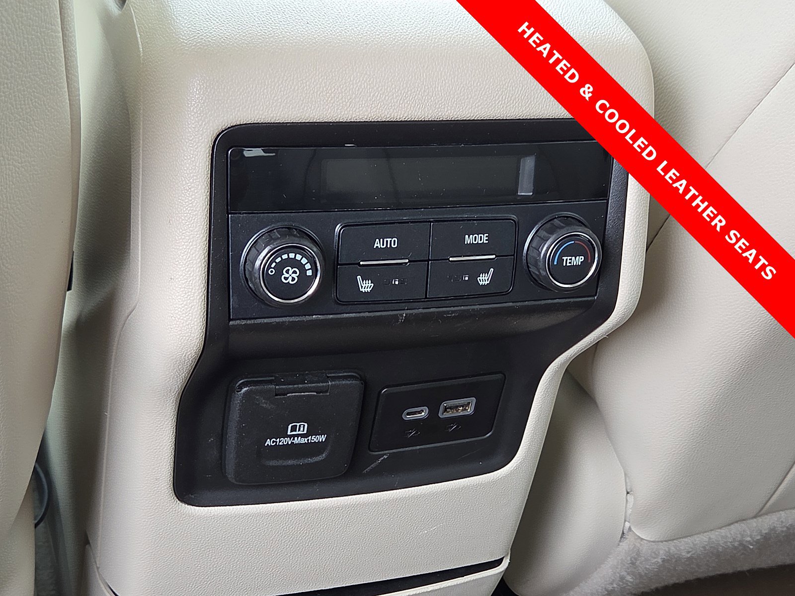 Used 2020 GMC Acadia Denali w/ Trailering Package image 12