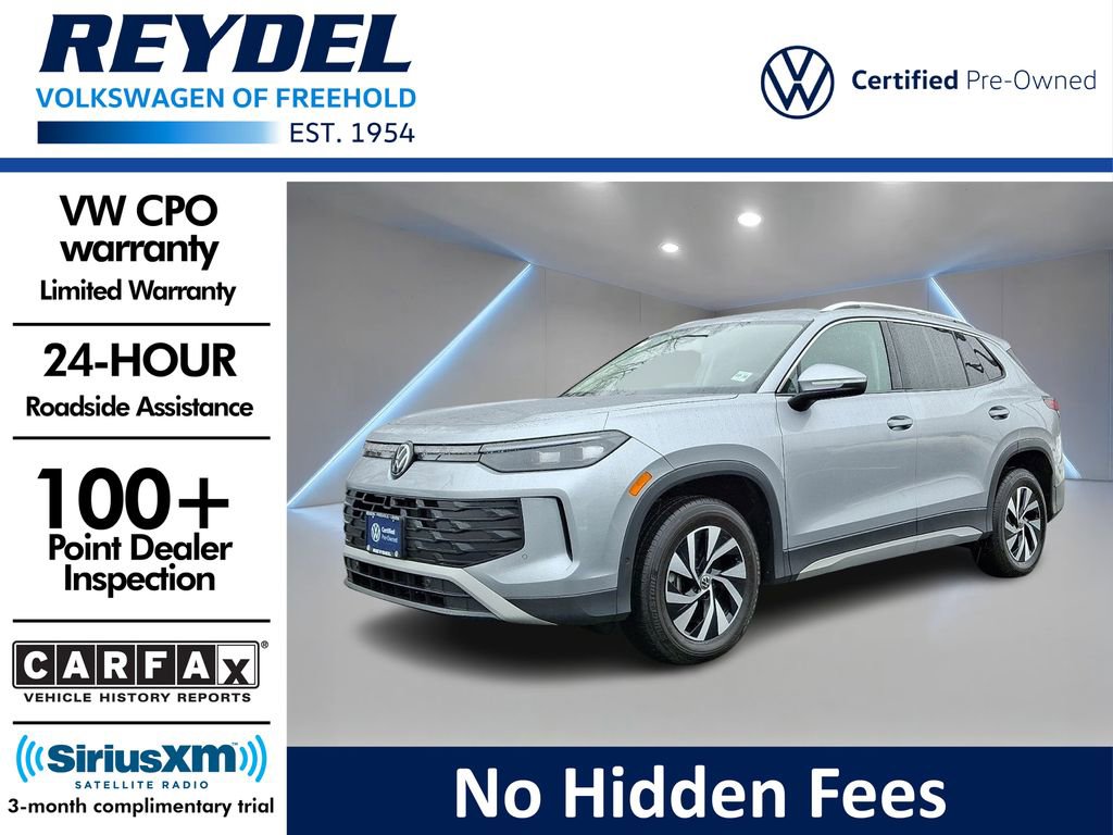 Certified 2025 Volkswagen Tiguan S image 1