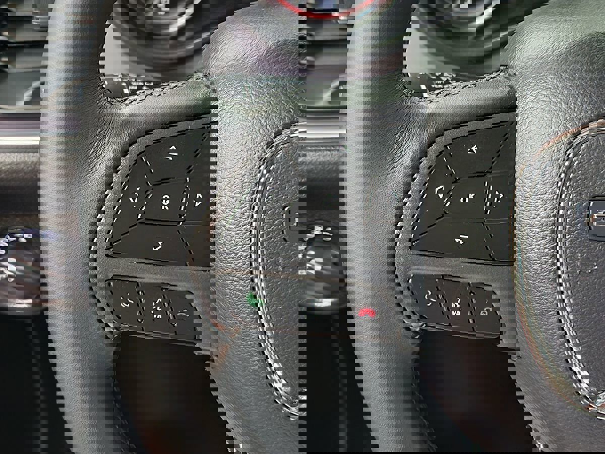 Used 2019 Dodge Challenger SXT image 47