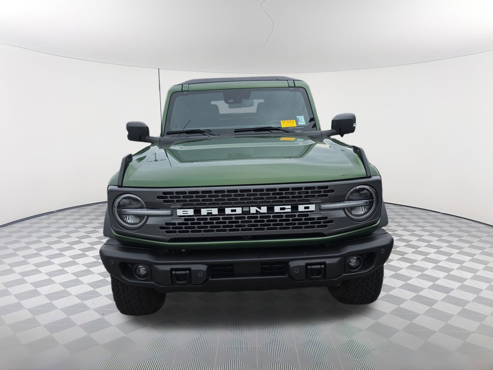 Used 2023 Ford Bronco Badlands image 9