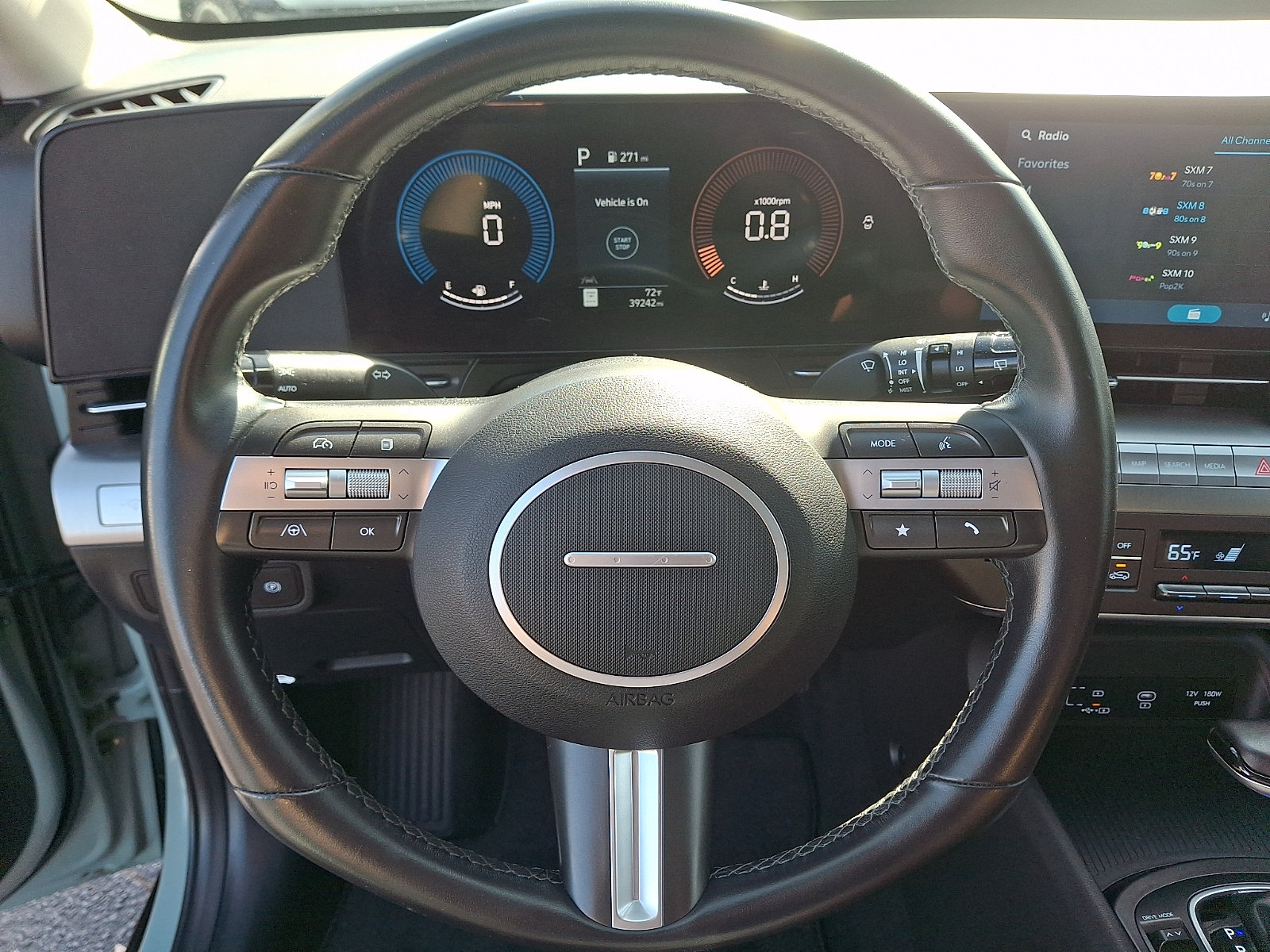 Certified 2025 Hyundai Kona SEL FWD image 19