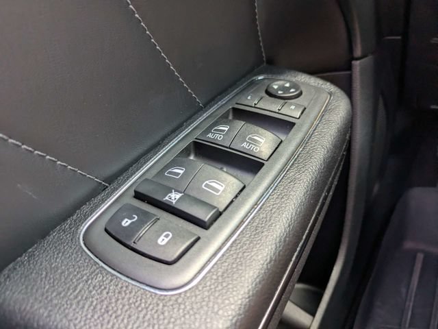 Used 2021 Dodge Charger R/T w/ Plus Group RWD image 25