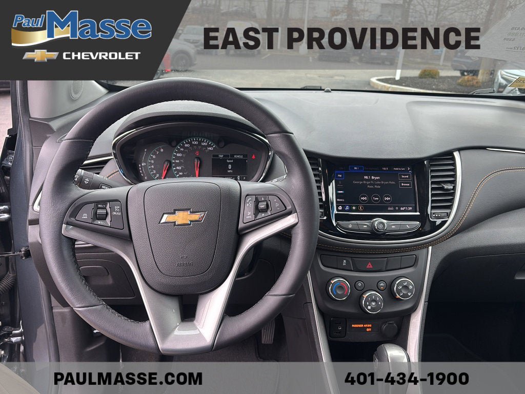 Certified 2022 Chevrolet Trax LT w/ LT Convenience Package image 11