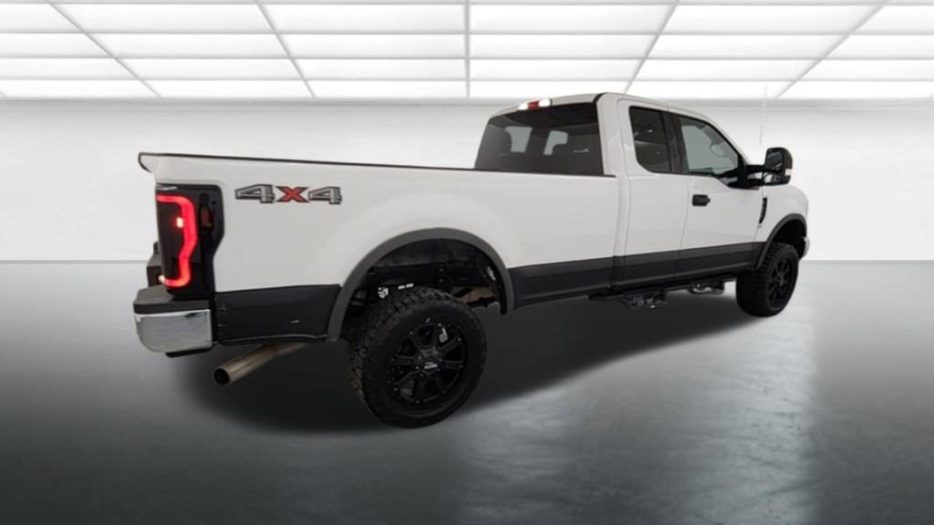 Used 2017 Ford F250 XLT w/ XLT Value Package image 8