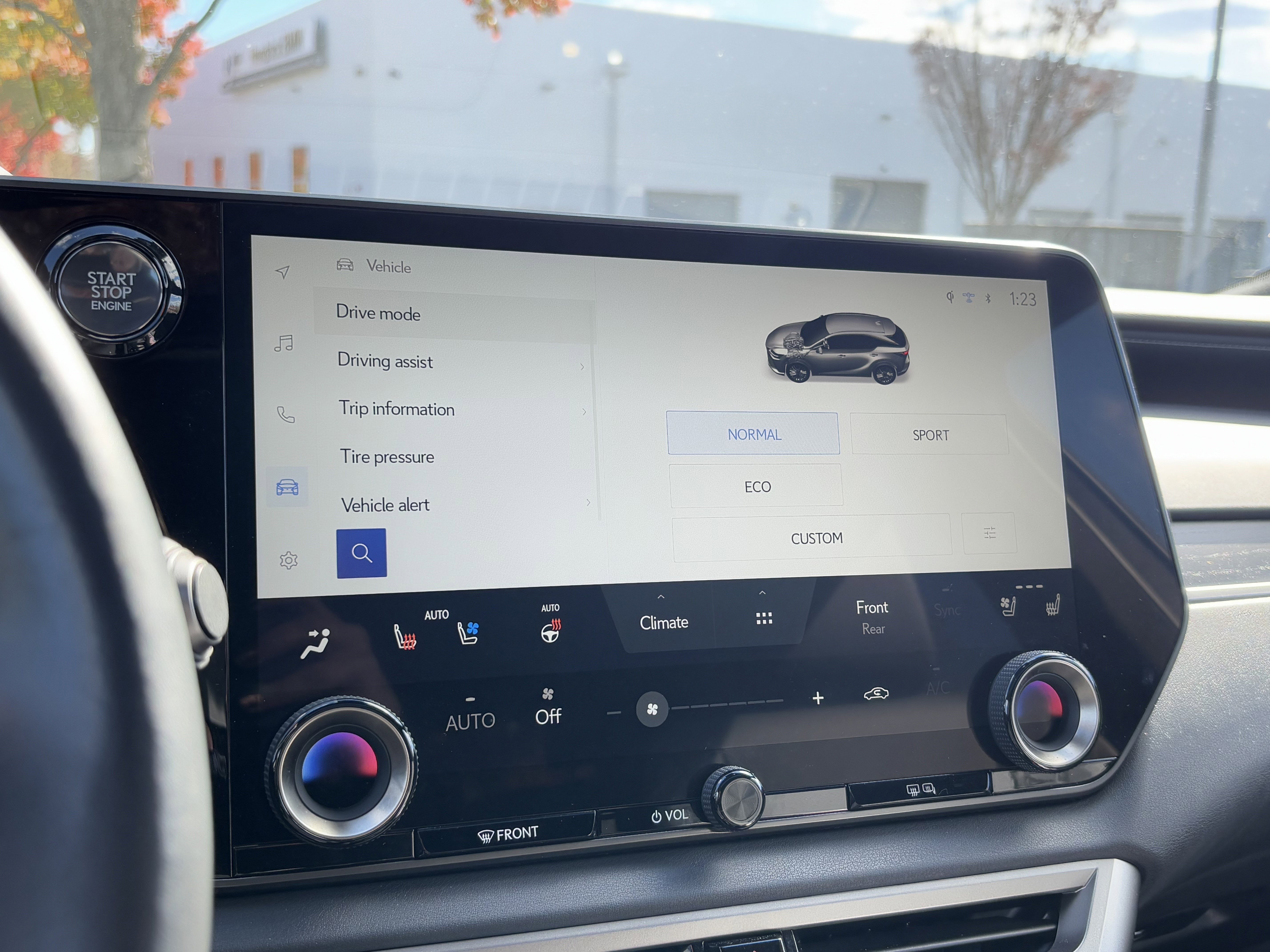 Used 2024 Lexus RX 350 Premium image 25