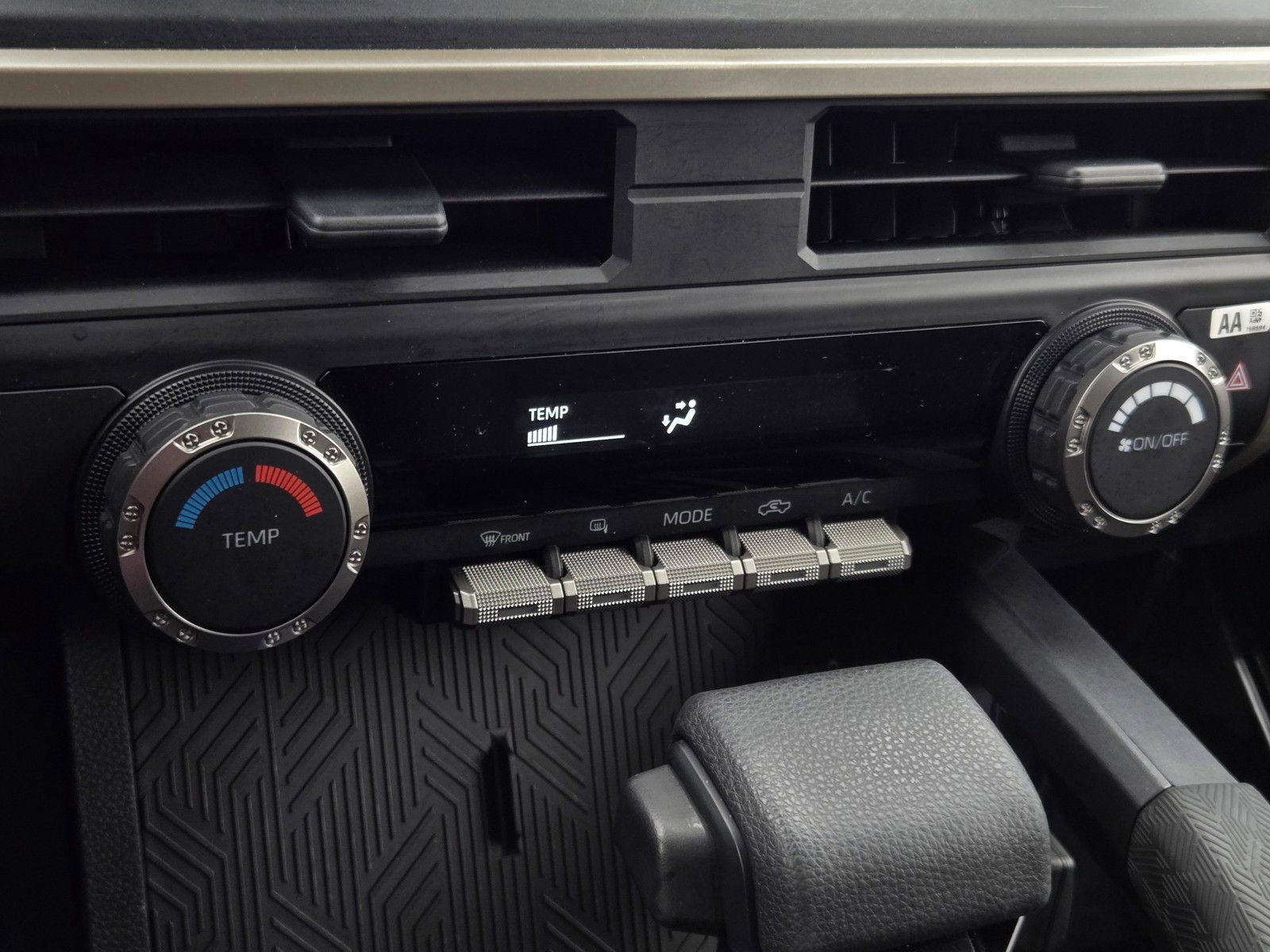 Used 2025 Toyota Tacoma SR RWD image 17