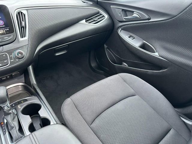Used 2024 Chevrolet Malibu LT FWD image 19