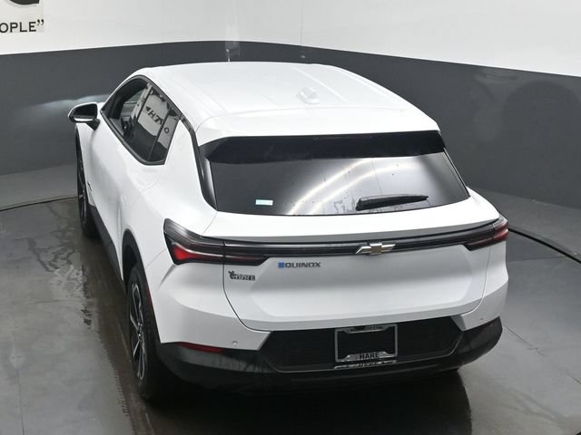 New 2026 Chevrolet Equinox EV LT FWD image 35
