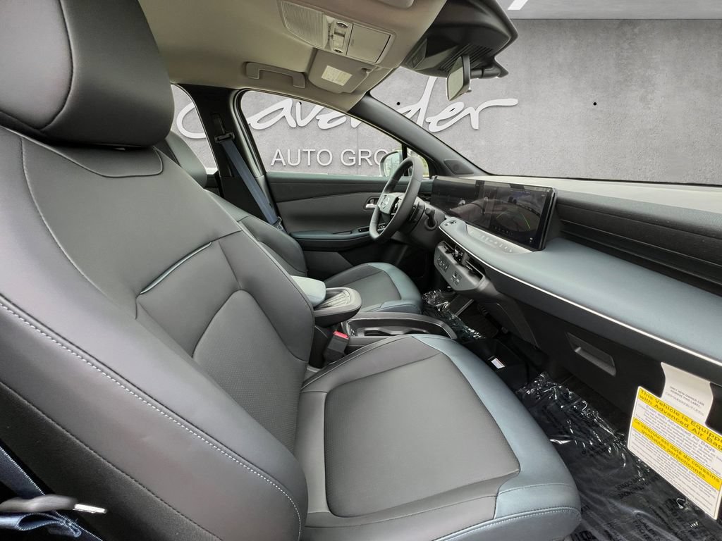 New 2026 Nissan Leaf SV+ w/ Floor Mat Package (SV+) FWD image 25