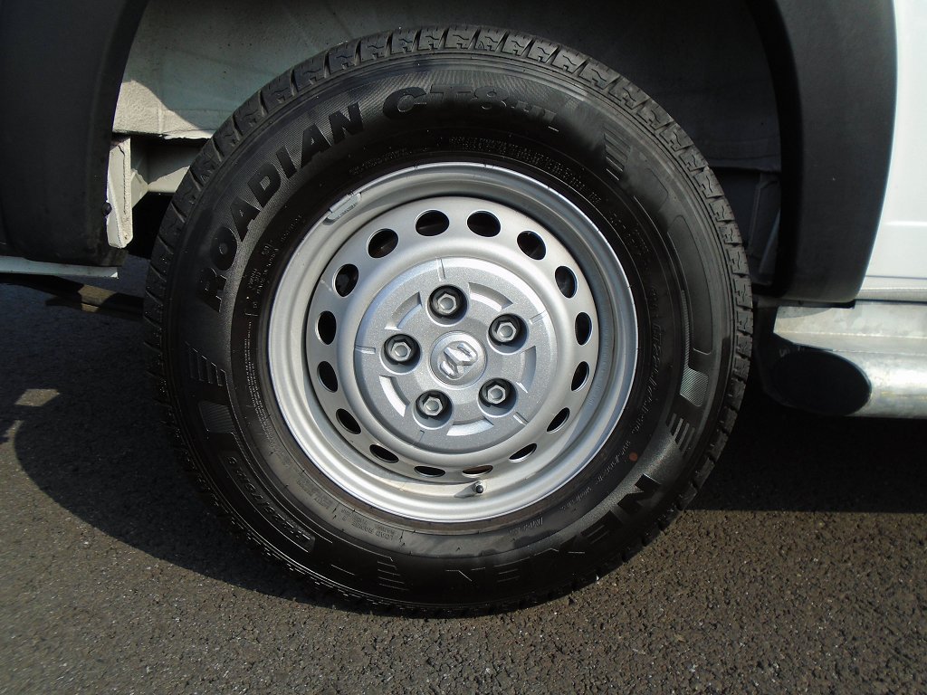 Used 2025 RAM ProMaster 2500 w/ U-Haul Equipment Group FWD image 15