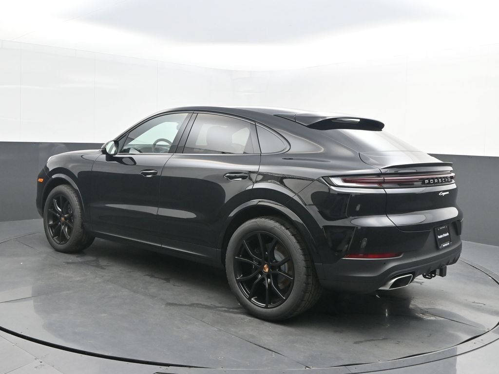 Certified 2026 Porsche Cayenne Coupe AWD/4WD image 3