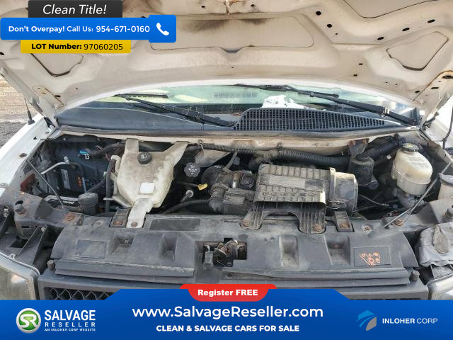 Used 2017 Chevrolet Express 3500 Extended image 16