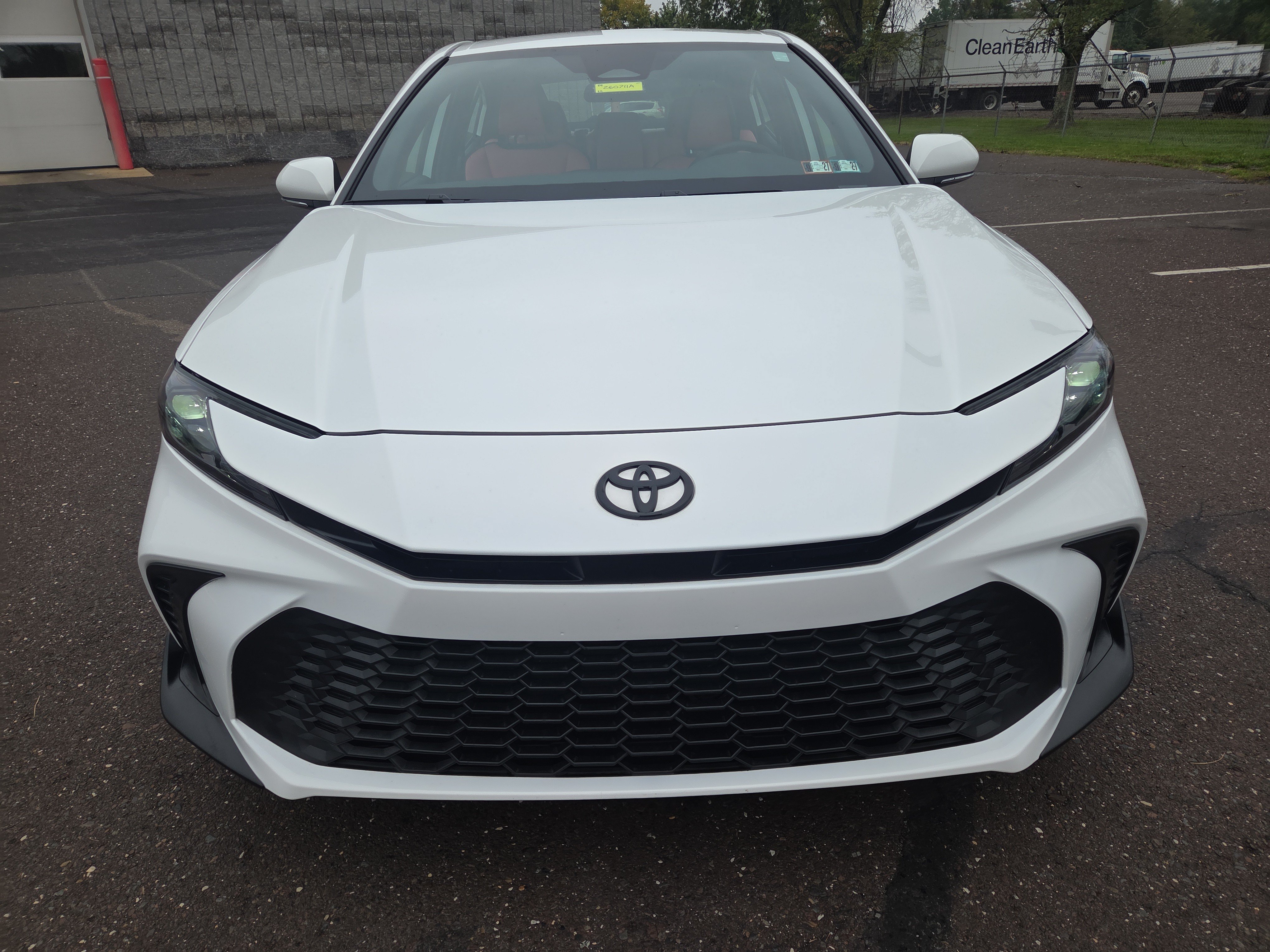 Certified 2026 Toyota Camry SE FWD image 8