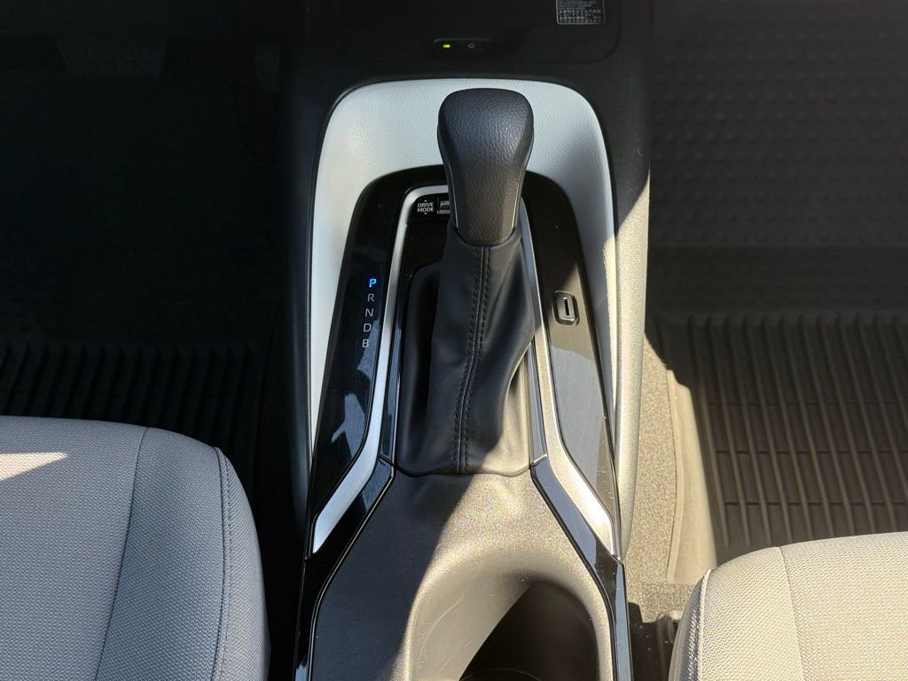 Certified 2025 Toyota Corolla SE w/ SE Premium Package image 27