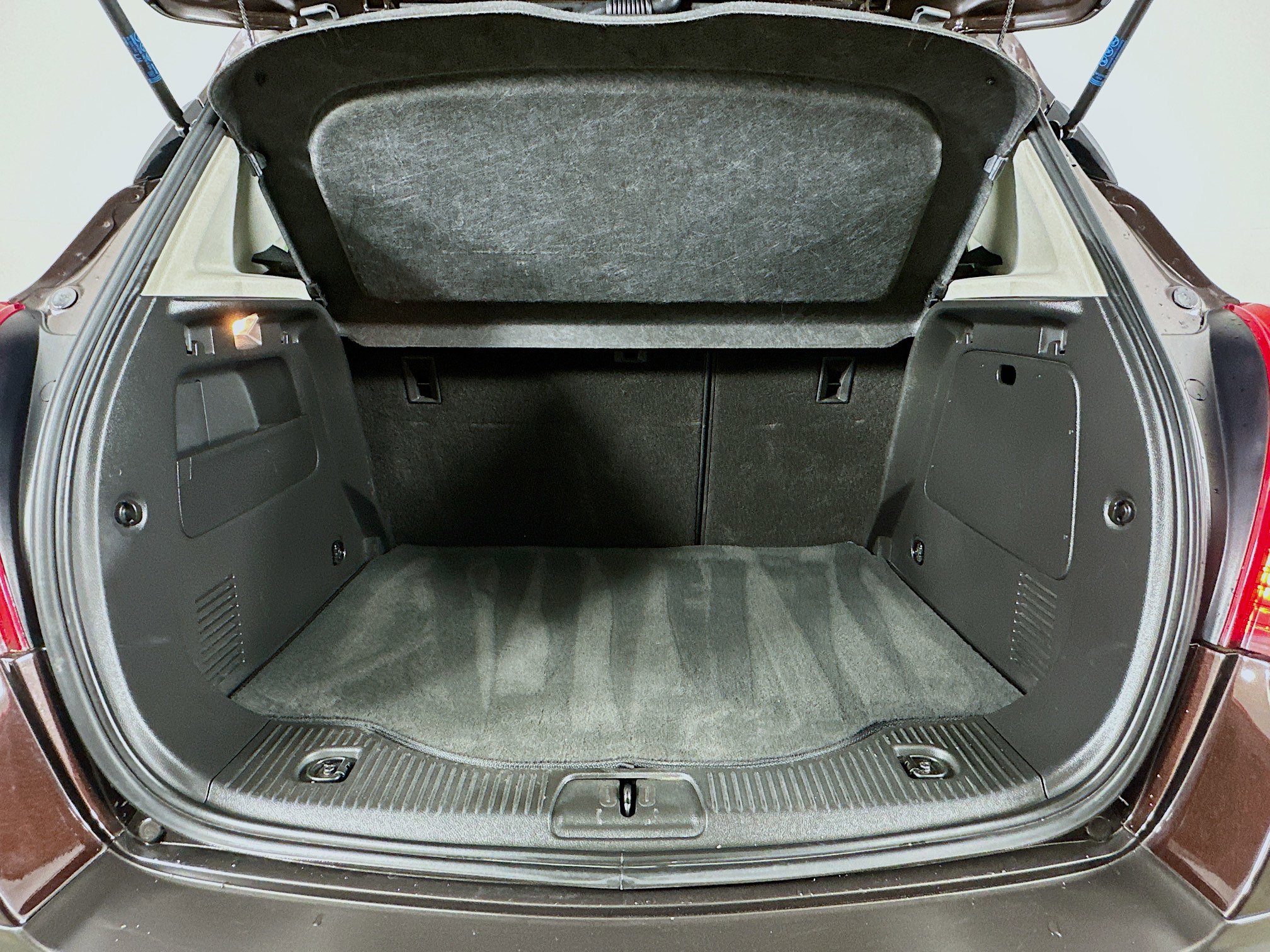 Used 2015 Buick Encore Premium image 27