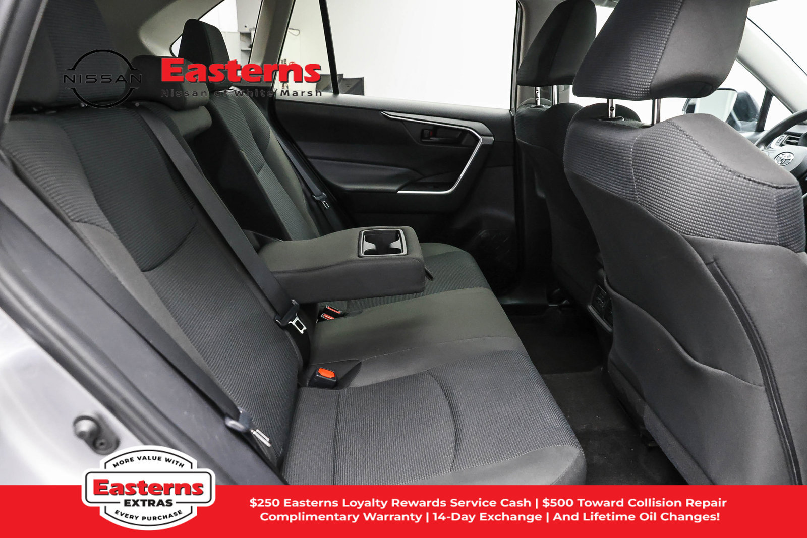 Used 2025 Toyota RAV4 LE AWD/4WD image 22