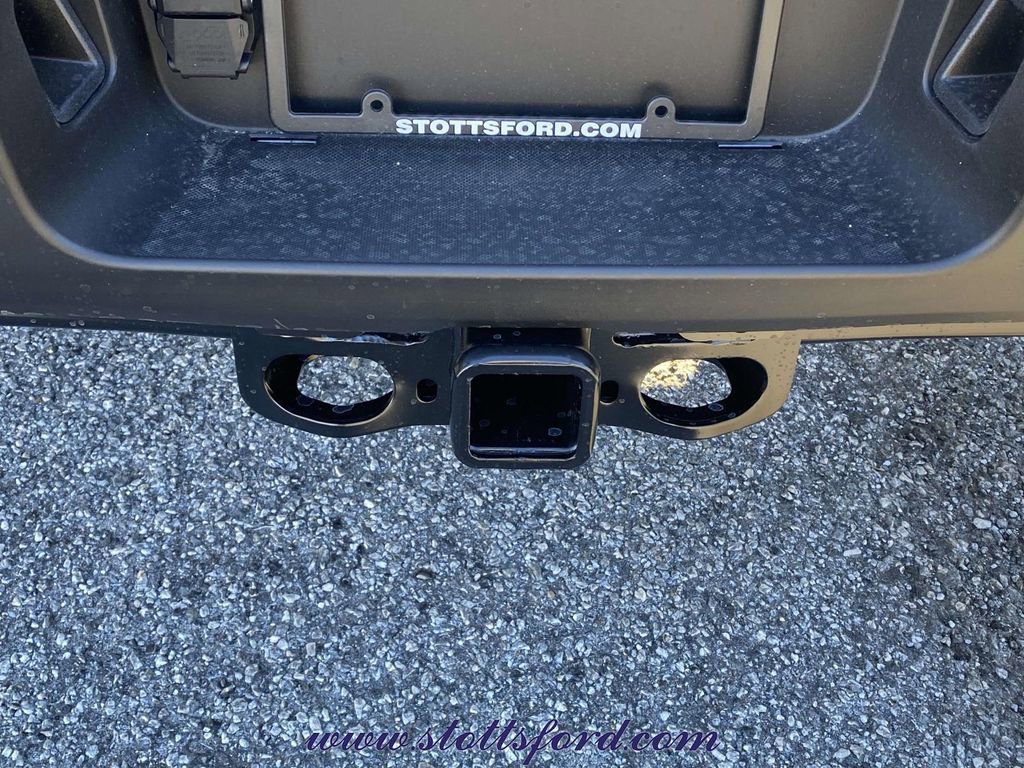 New 2026 Ford F250 Platinum w/ FX4 Off-Road Package image 9