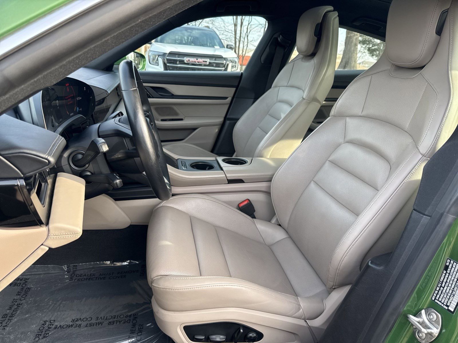 Used 2020 Porsche Taycan 4S image 13