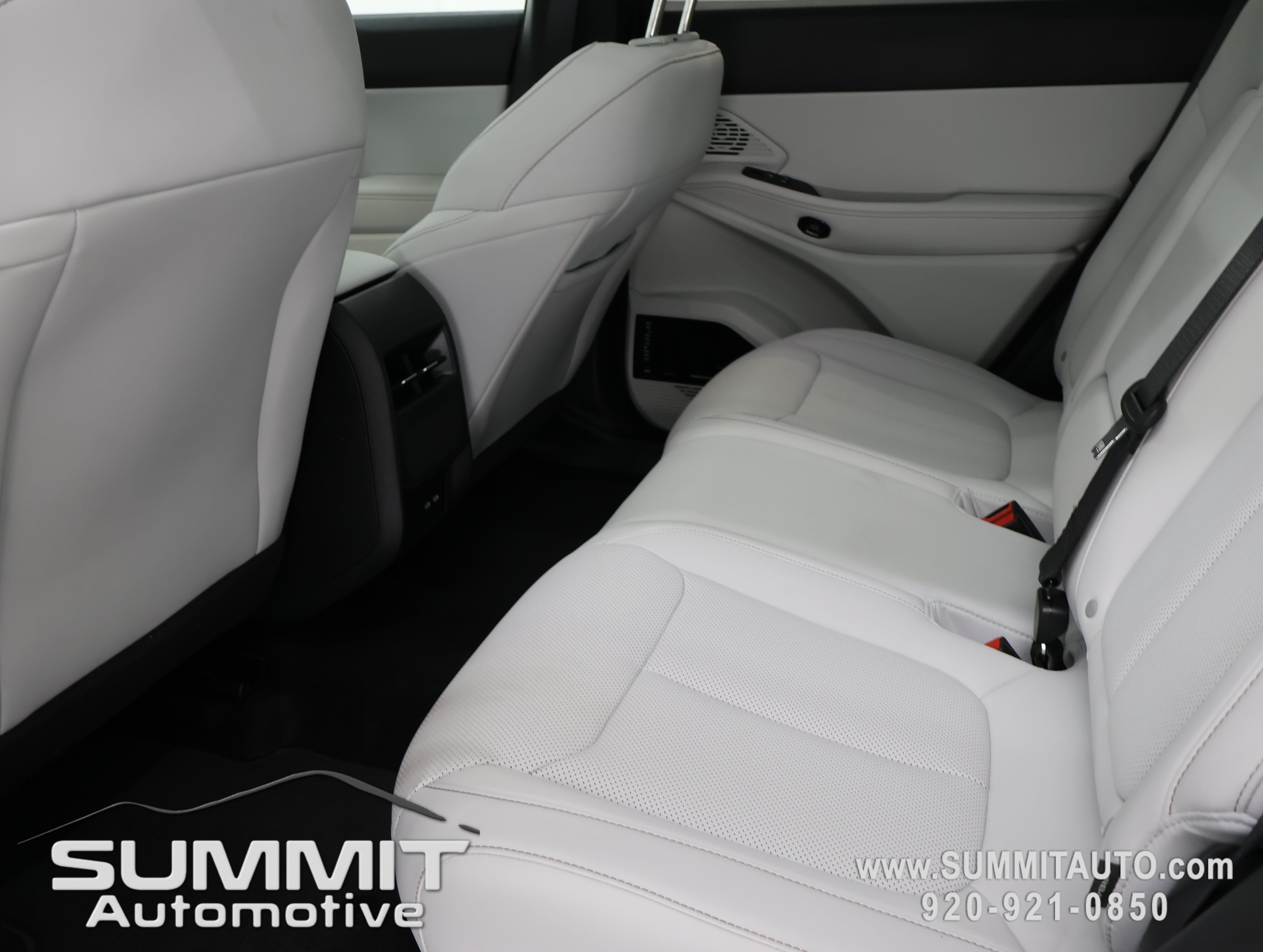 New 2026 Jeep Cherokee Limited AWD/4WD image 37