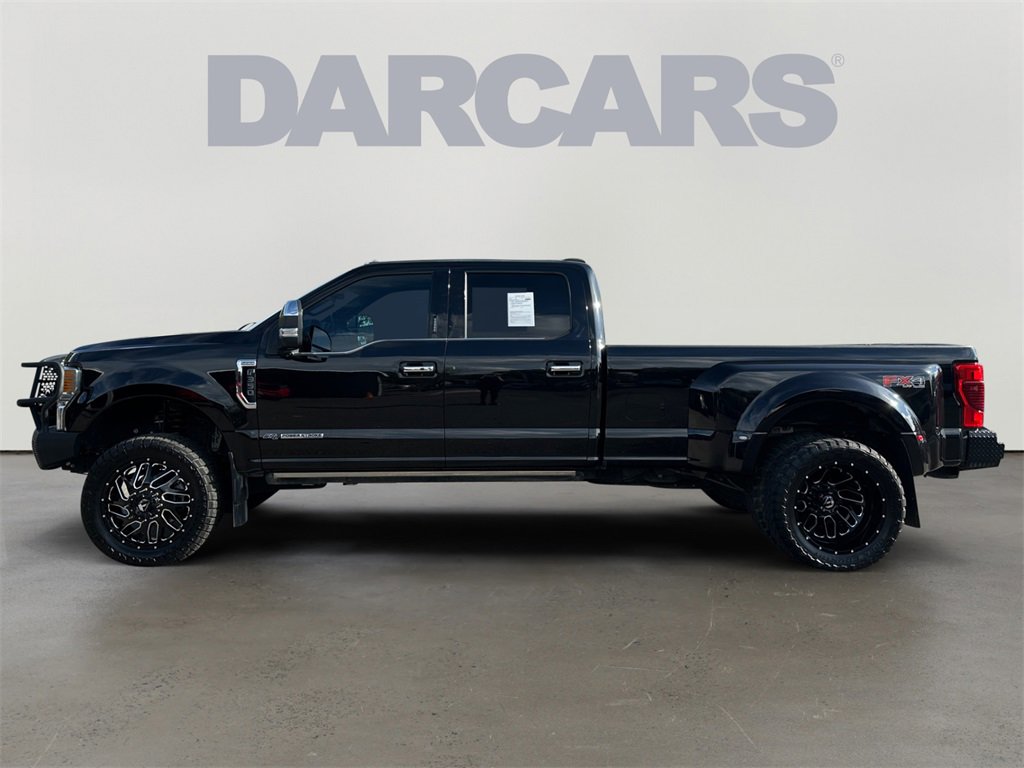 Used 2022 Ford F350 Platinum w/ FX4 Off-Road Package image 4