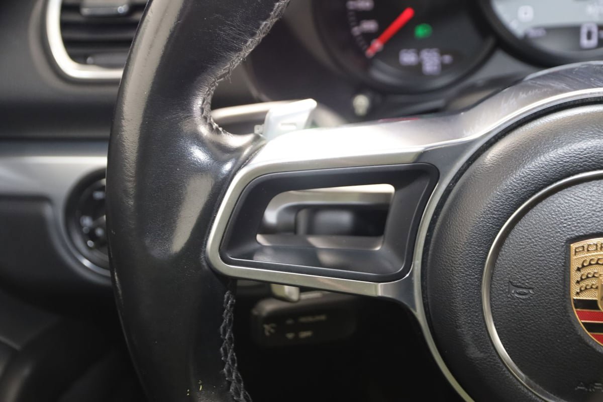 Used 2017 Porsche 718 Boxster S RWD image 47