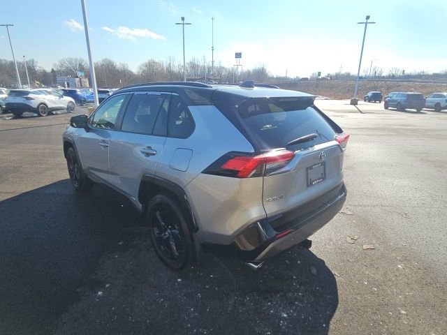 Used 2020 Toyota RAV4 XSE w/ XSE Grade Weather Package image 7