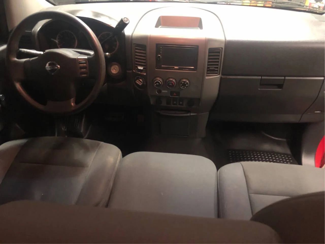 Used 2010 Nissan Titan XE w/ XE Popular Equipment Pkg image 11