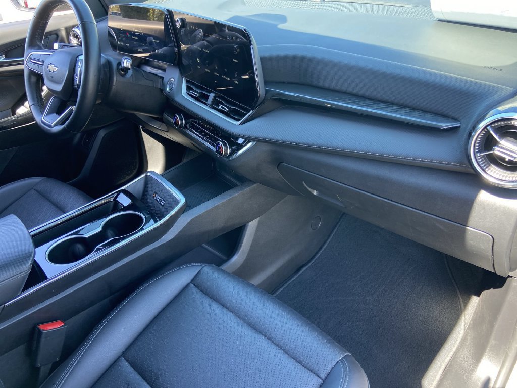 Used 2025 Chevrolet Equinox LT w/ Convenience Package II AWD/4WD image 25
