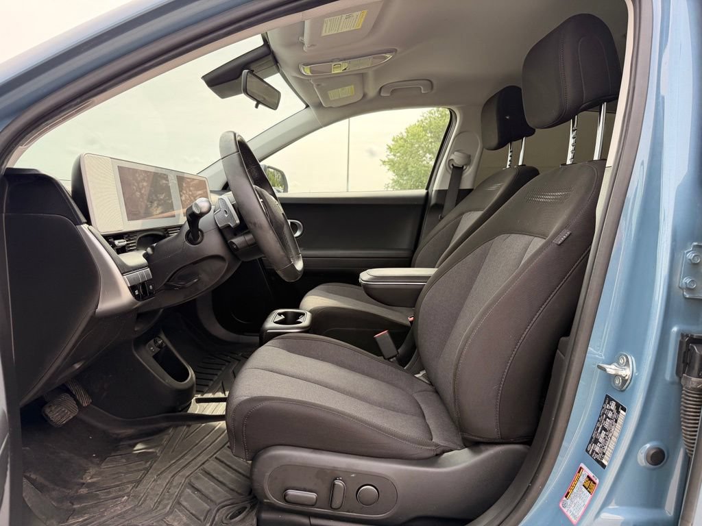 Used 2024 Hyundai Ioniq 5 SE AWD/4WD image 2