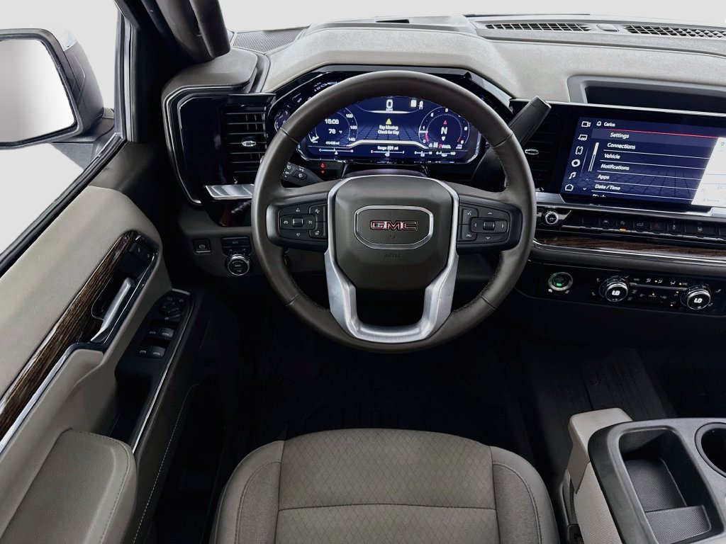 Used 2023 GMC Sierra 1500 SLE AWD/4WD image 10