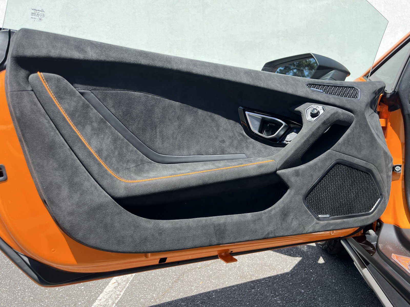 Used 2024 Lamborghini Huracan Sterrato image 21