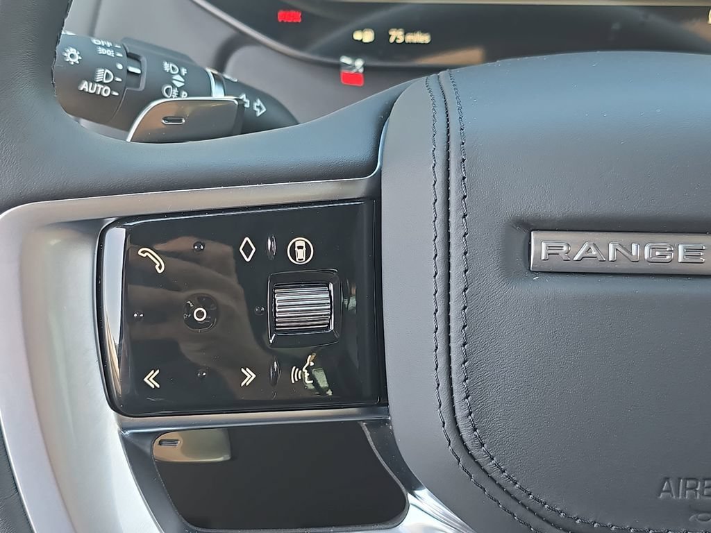 New 2026 Land Rover Range Rover Long Wheelbase SE AWD/4WD image 19