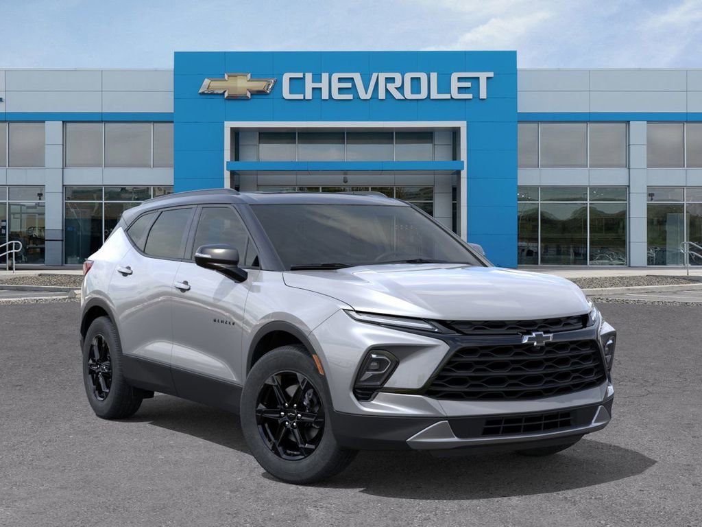 New 2026 Chevrolet Blazer LT w/ Sound & Technology Package AWD/4WD image 7