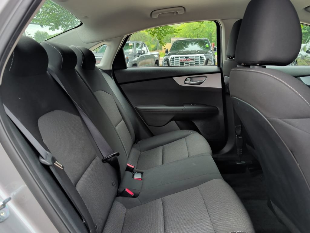 Used 2024 Kia Forte LXS FWD image 35