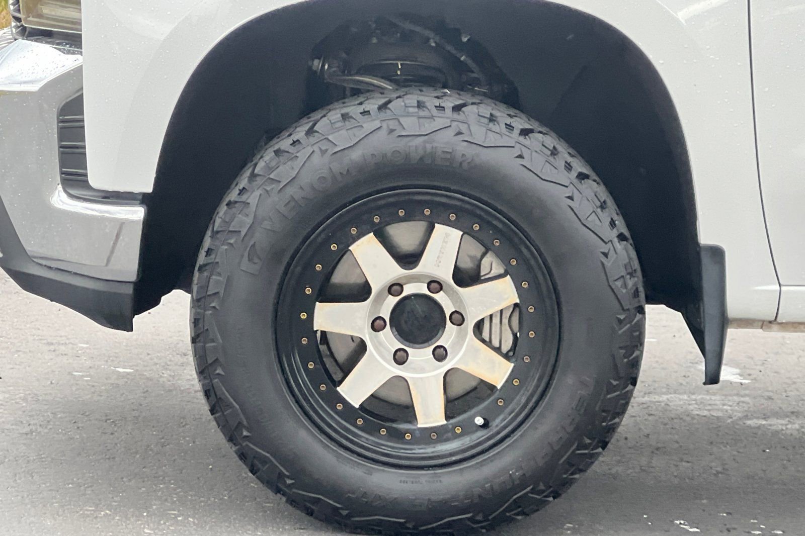 Used 2021 Chevrolet Silverado 1500 LT AWD/4WD image 26