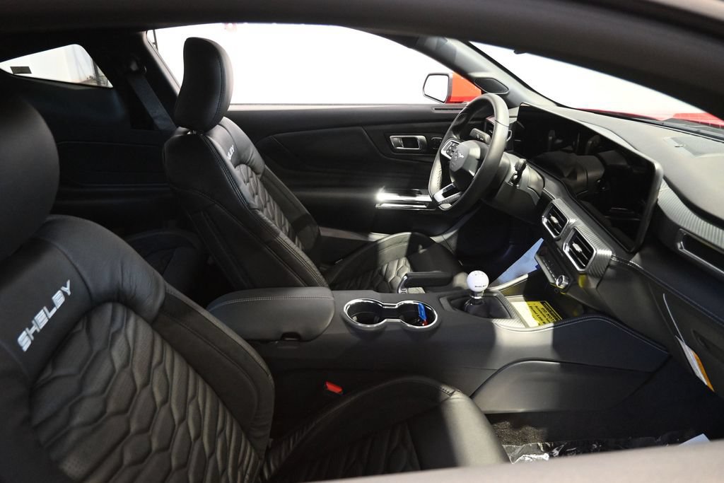 New 2026 Ford Mustang GT Premium w/ GT Performance Package RWD image 6