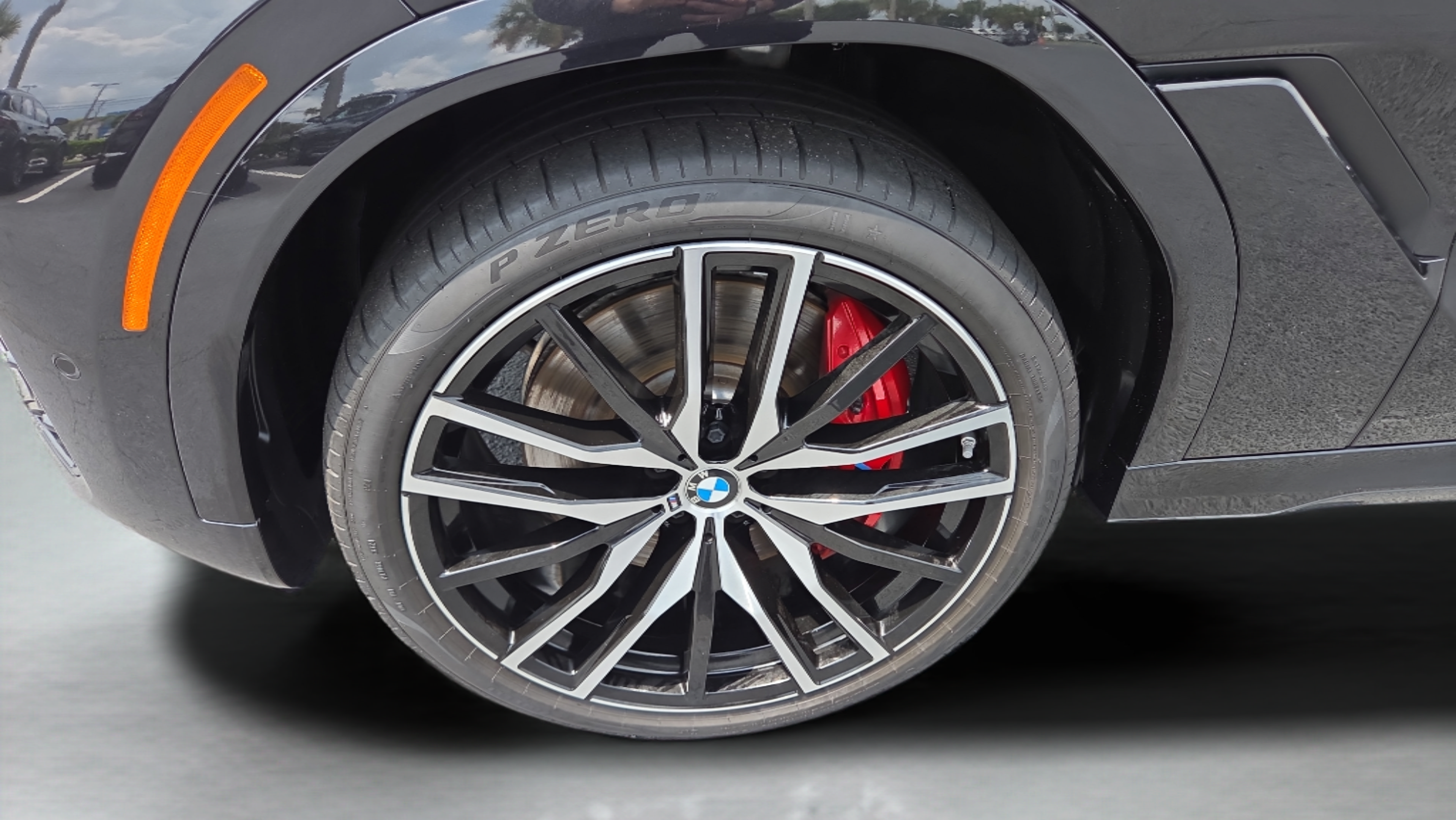 Used 2025 BMW X6 M60i AWD/4WD image 39