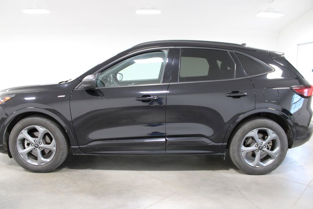 Used 2023 Ford Escape ST-Line w/ Tech Pack #1 FWD image 6