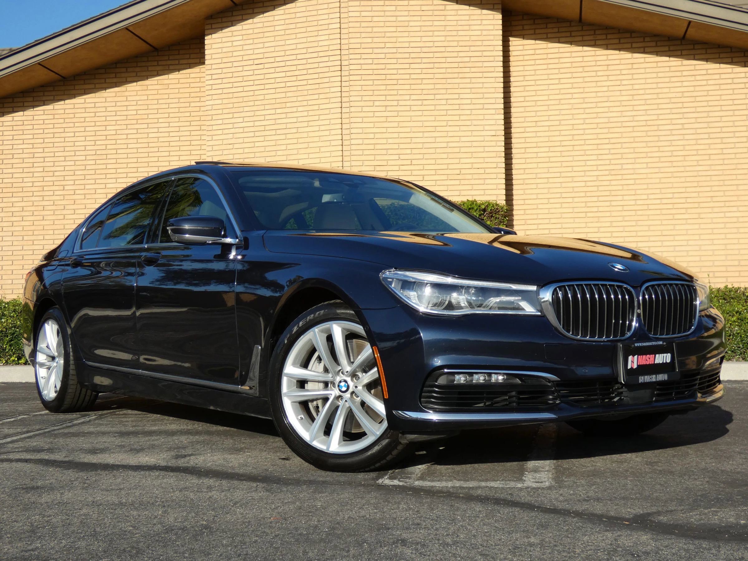 Used 2016 BMW 750i xDrive image 5